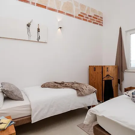 Apartment Arka *