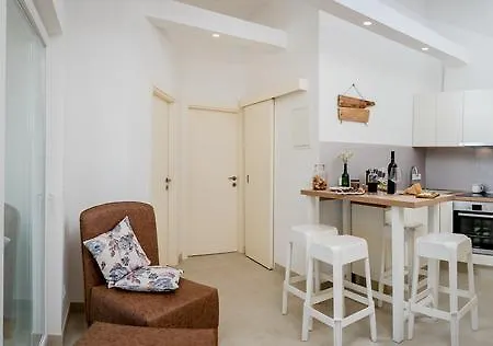 Arka Trogir - סגט ווראנייצה