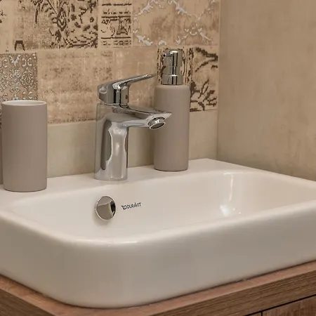 Arka Trogir - סגט ווראנייצה