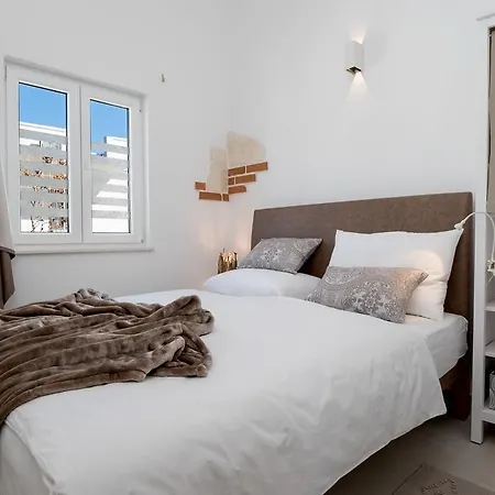 Apartment Arka *
