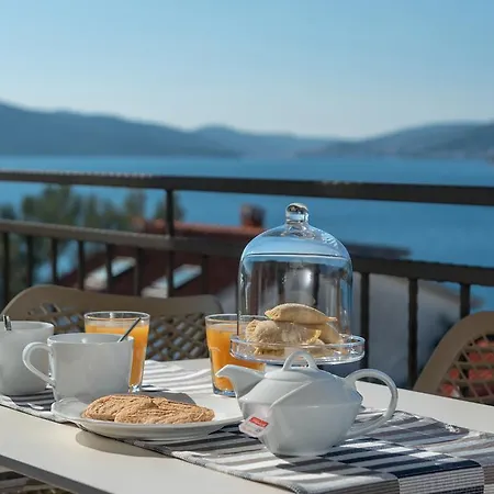 Arka Trogir - דירה סגט ווראנייצה