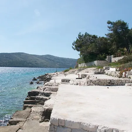 Arka Trogir - דירה *