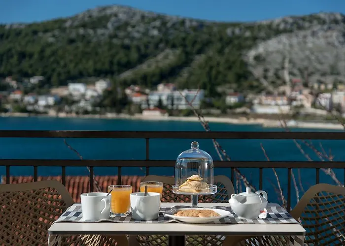 Arka Trogir - Apartament